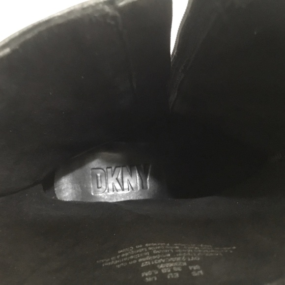 NWOT DKNY Taeta Strappy Zip Boots - Picture 11 of 12